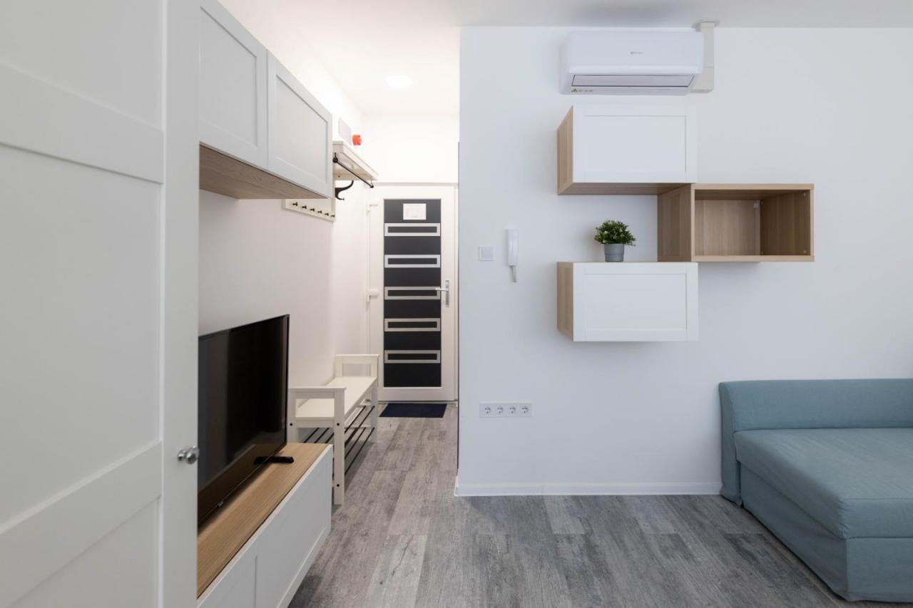 Apartahotel Roomstore *